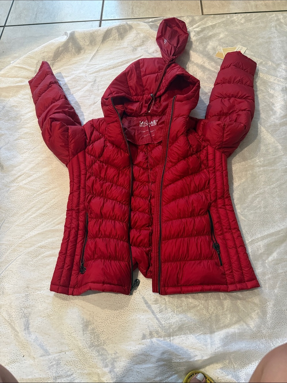 Michael Kors women’s Red Packable Puffer Jacket with Hood size L